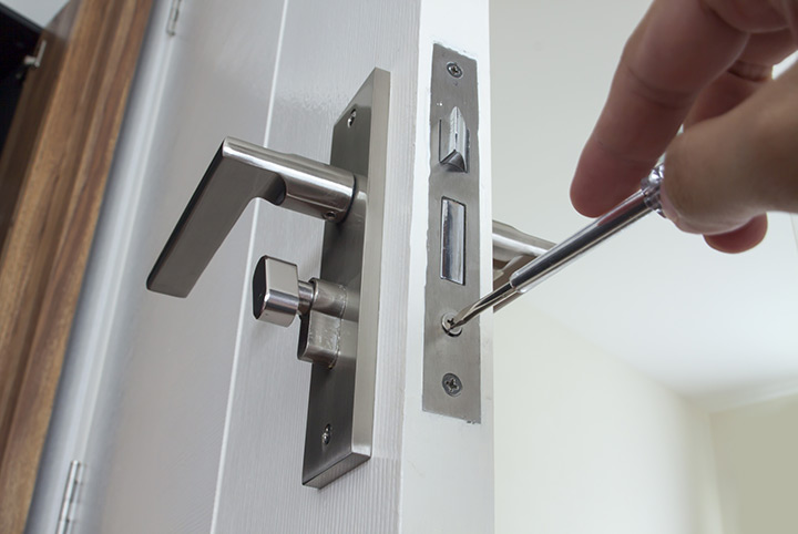 Our local locksmiths are able to repair and install door locks for properties in Chafford Hundred and the local area.